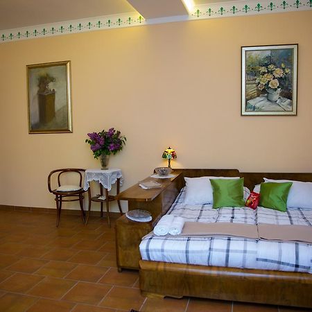 Kolar Apartment Суботица Екстериор снимка